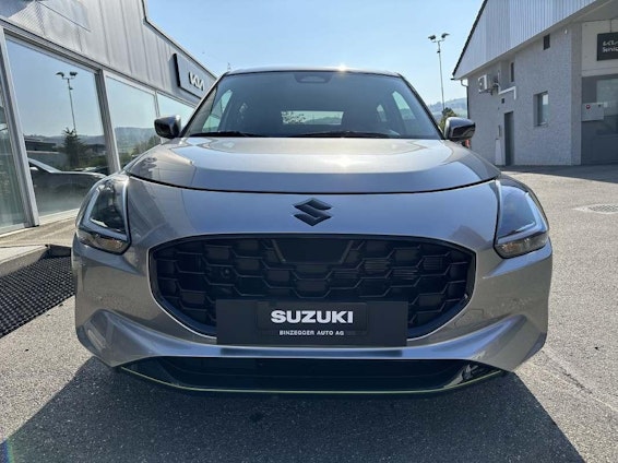 First vehicle image