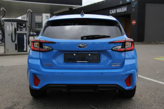 Subaru Impreza 2.0i e-Boxer Luxury