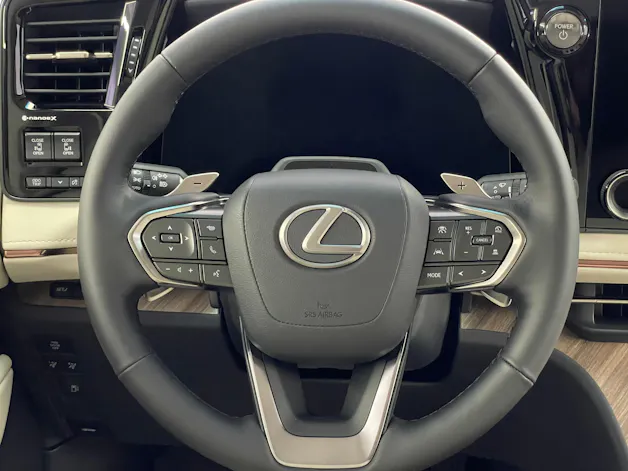 Lexus LM 350h VIP