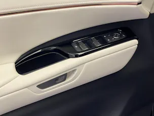 Lexus LM 350h VIP