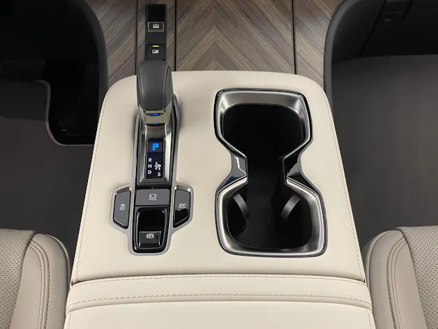 Lexus LM 350h VIP
