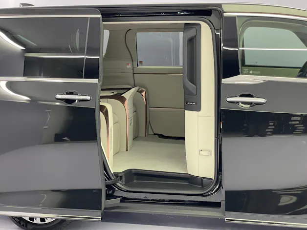 Lexus LM 350h VIP