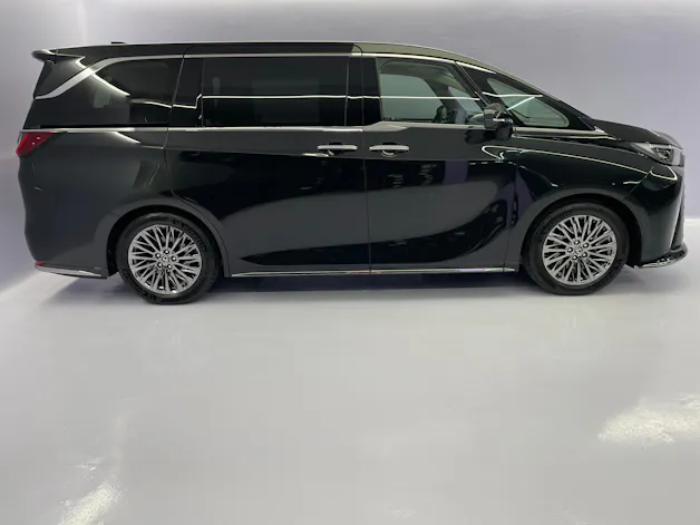 Lexus LM 350h VIP