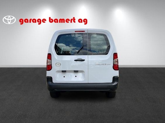 Vehicle image 4 Vehicle image 4