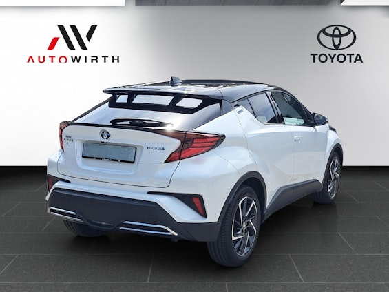 Vehicle image 4 Vehicle image 4