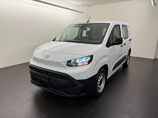 TOYOTA PROACE CITY Van L1 1.2 Active: Jetzt Probefahrt buchen!