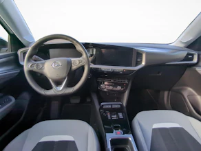 https://vehicle.imgix.net/3590986/a91b7fa0-e5d5-44bd-98f3-d8a169f3c603.jpg