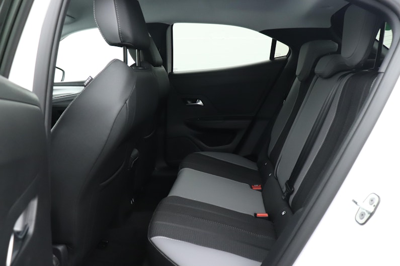 Vehicle image OPEL MOKKA