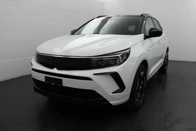 Opel Grandland 1.6 T PHEV GSE, Anhängevorrichtung Winterreifen