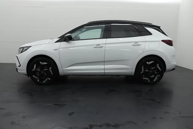 Opel Grandland 1.6 T PHEV GSE, Anhängevorrichtung Winterreifen