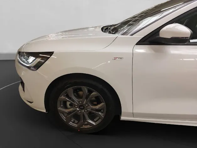 Ford Focus 1.0i EcoB Hybrid 155 ST-Line