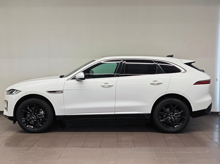 Vehicle image JAGUAR F-PACE