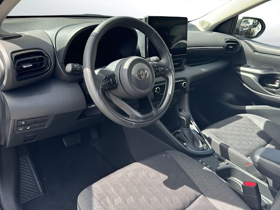 Vehicle image 5 Vehicle image 5