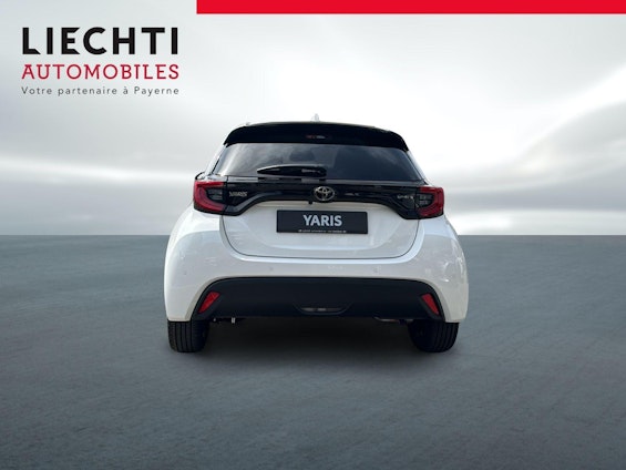 Vehicle image 10 Vehicle image 10