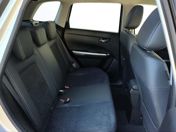 Vehicle image 21 Vehicle image 21