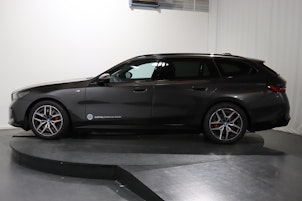 Vehicle image BMW eDrive40 Touring