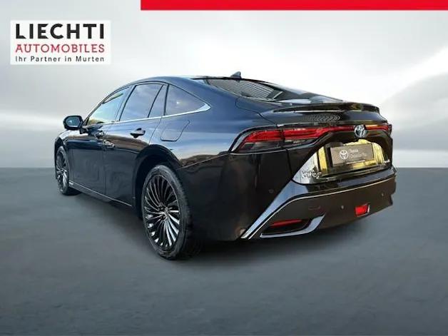 Toyota Mirai Fuel Cell Platinum