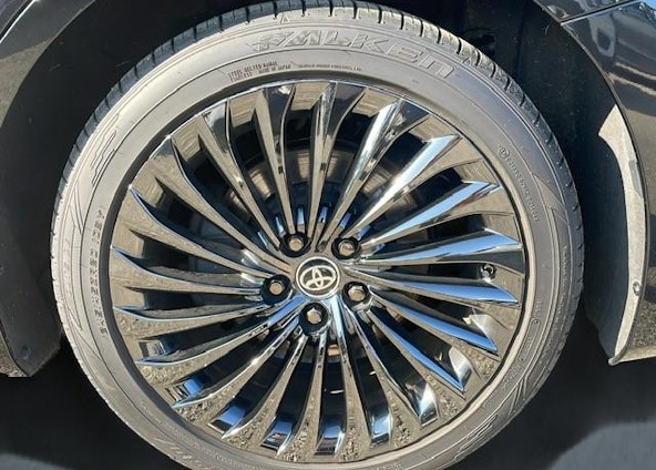 Vehicle image 6 Vehicle image 6