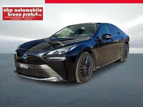 First vehicle image First vehicle image