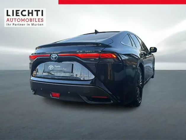 Toyota Mirai Fuel Cell Platinum