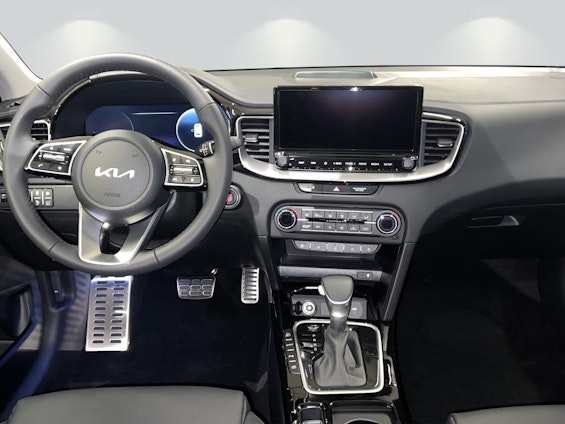 Vehicle image 6 Vehicle image 6