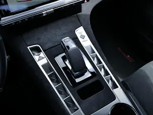 DS Automobiles 1.6 E-Tense 300 Ligne Noire 4x4