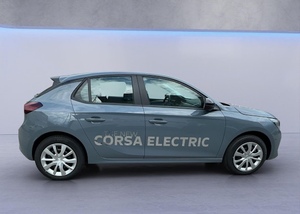 Vehicle image 7 Vehicle image 7