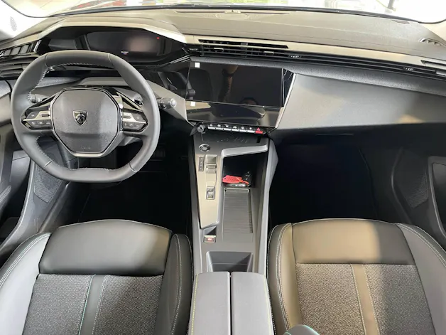 Peugeot 308 SW 1.6 PHEV 180 Allure