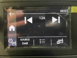 Peugeot e-Partner Kaw. 800 Standard 50 kWh Premium