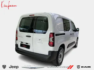 Peugeot e-Partner Kaw. 800 Standard 50 kWh Premium