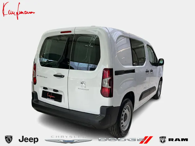 Peugeot e-Partner Kaw. 800 Standard 50 kWh Premium
