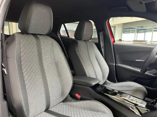 Peugeot 2008 1.2 PureTech 130 Allure