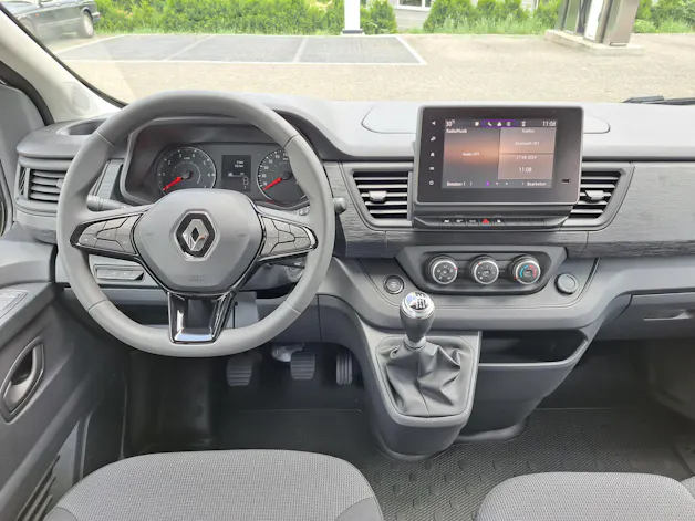 Renault Trafic Passenger & Spaceclass P equilibre Blue dCi 110