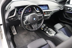 Vehicle image BMW 120d xDrive