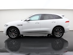 Vehicle image JAGUAR F-PACE0