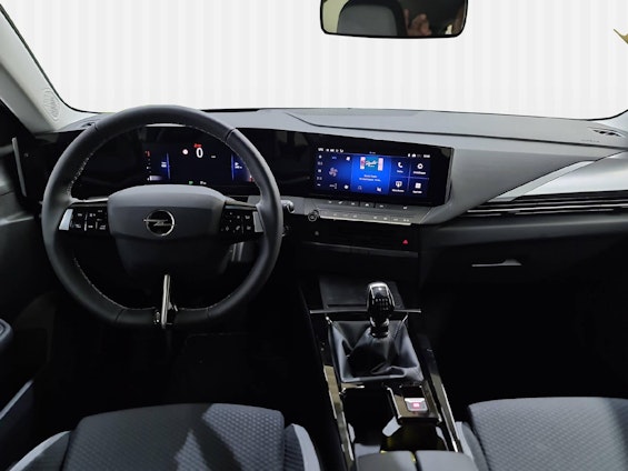 Vehicle image 6 Vehicle image 6