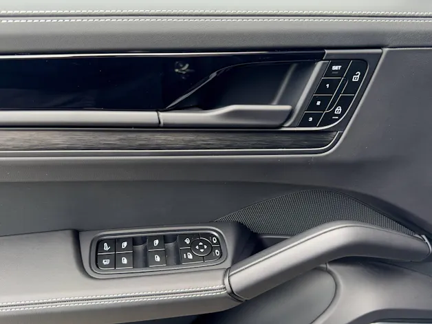Porsche Cayenne Turbo E-Hybrid Coupé mit GT-Paket