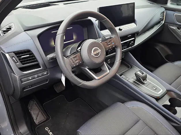 Nissan Qashqai 1.3 DIG-T 158 PS Tekna 4x2