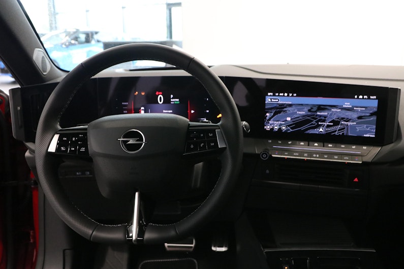 Vehicle image OPEL ASTRA