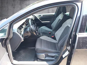 VW Golf VII Variant 2.0 TSI R300 DSG 4motion