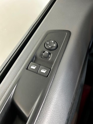 Vehicle image 21 Vehicle image 21