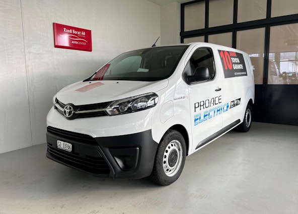 First vehicle image First vehicle image