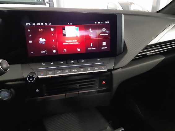 Vehicle image 12 Vehicle image 12