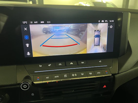 Fahrzeugbild 9 Fahrzeugbild 9