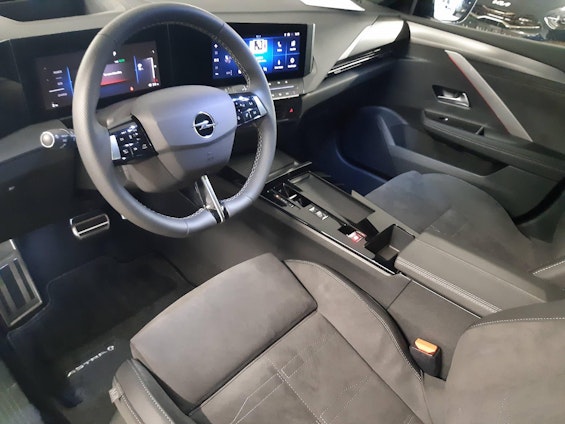 Vehicle image 5 Vehicle image 5