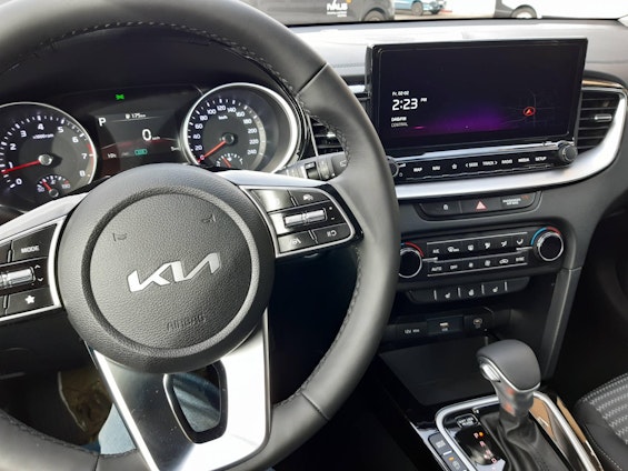 Vehicle image 10 Vehicle image 10