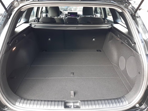 Vehicle image 8 Vehicle image 8