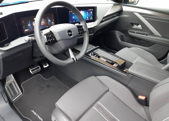 Vehicle image 5 Vehicle image 5