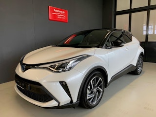 Vehicle image TOYOTA C-HR