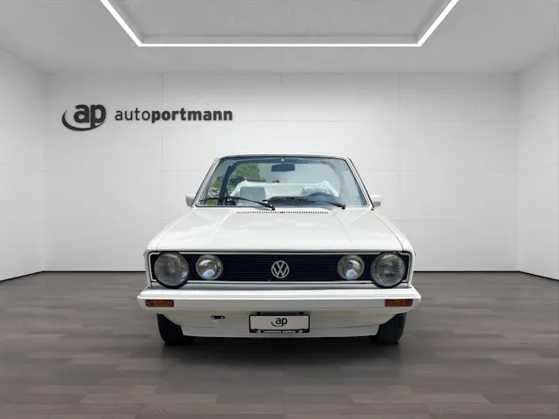 VW Golf I Cabriolet 1.8 White Special